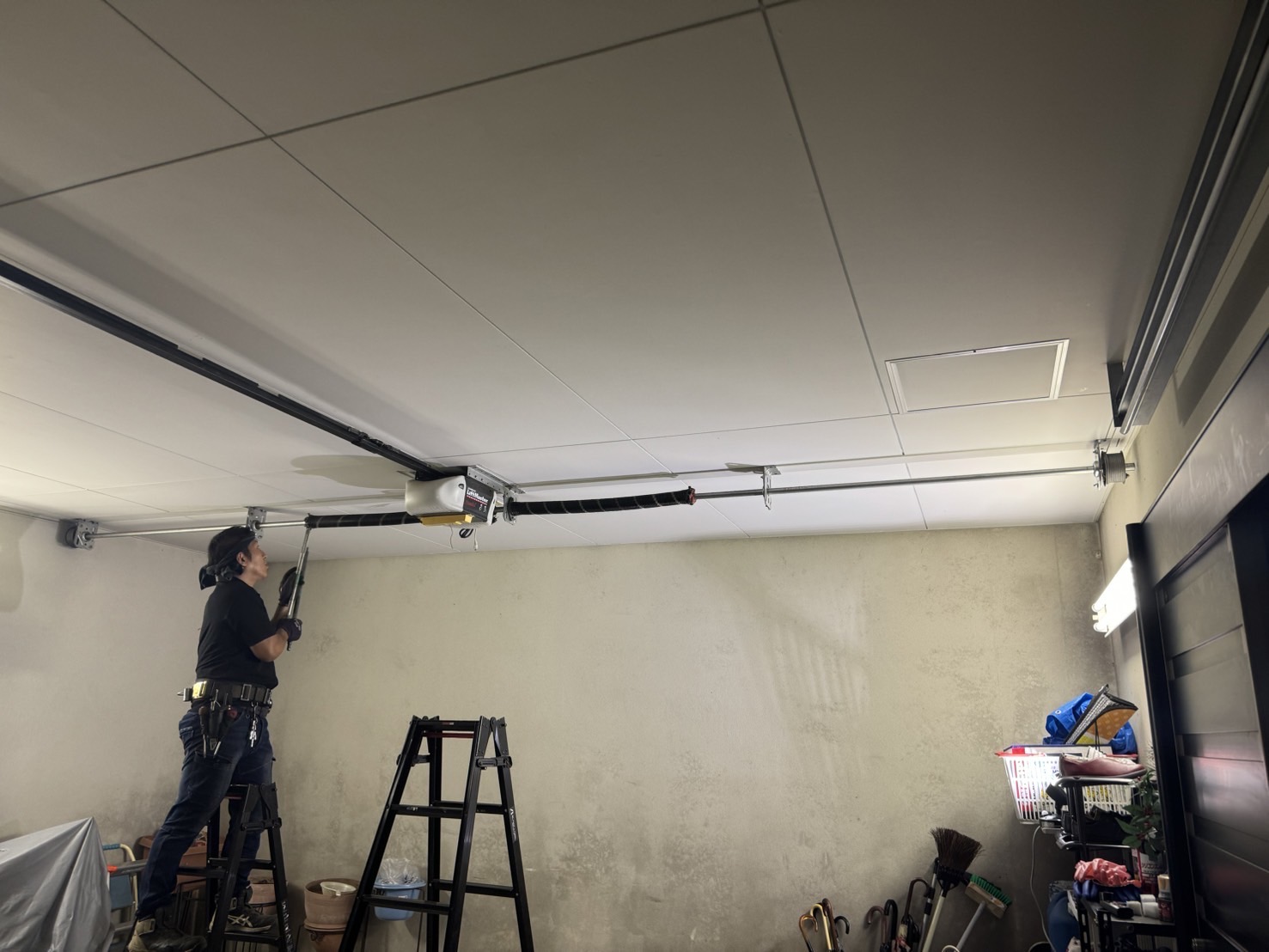 電動 ガレージ・車庫 のシャッター施工事例