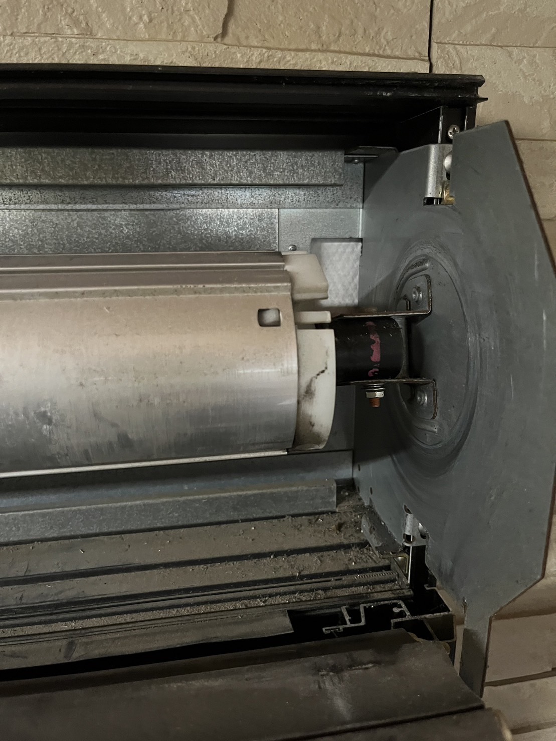 電動 窓 のシャッター施工事例