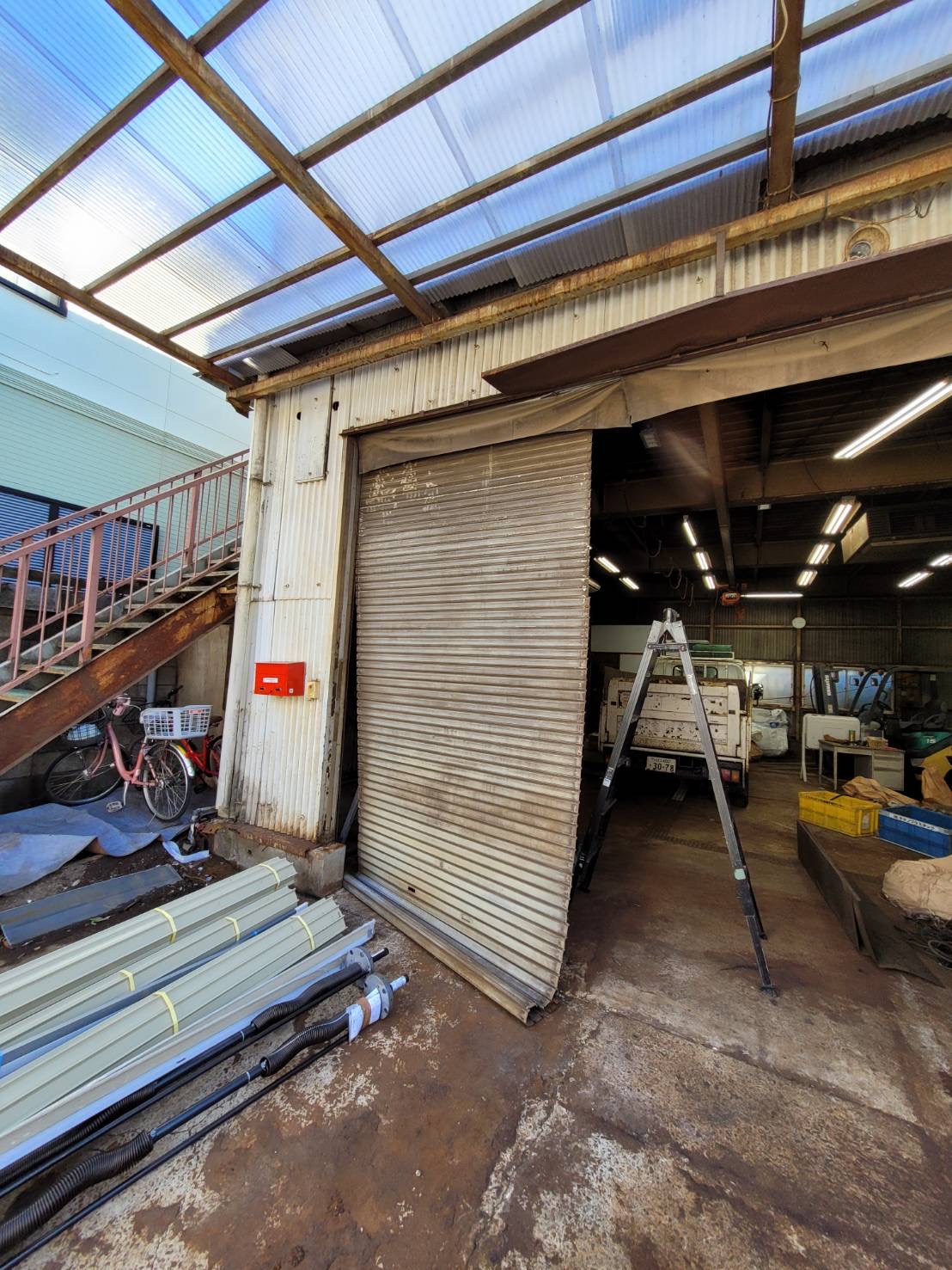 電動 倉庫・工場 のシャッター施工事例