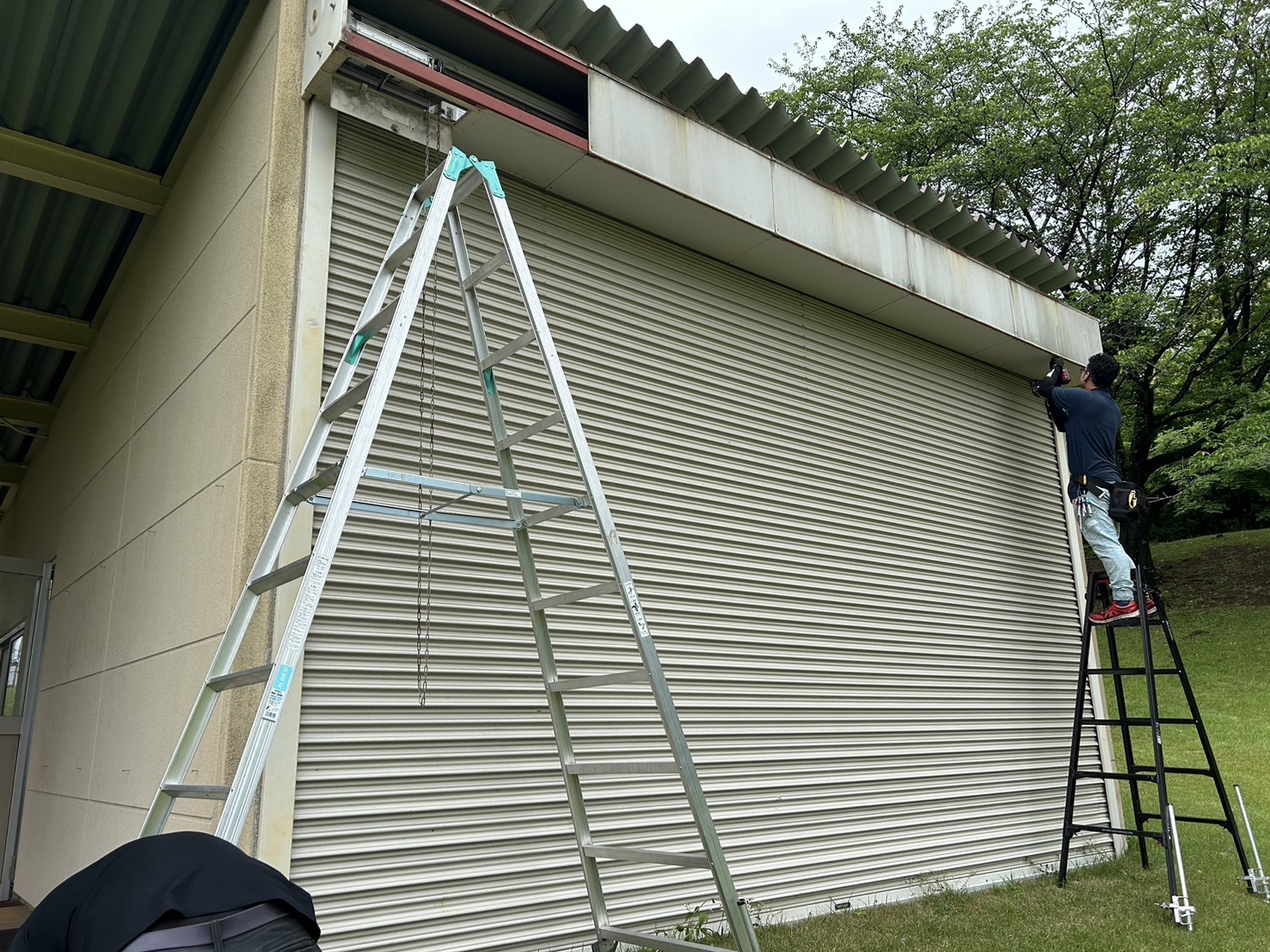 手動 ガレージ・車庫 のシャッター施工事例