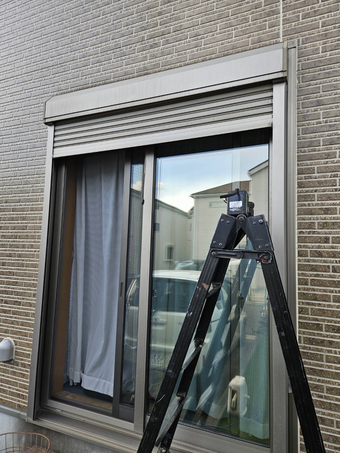 電動 窓 のシャッター施工事例