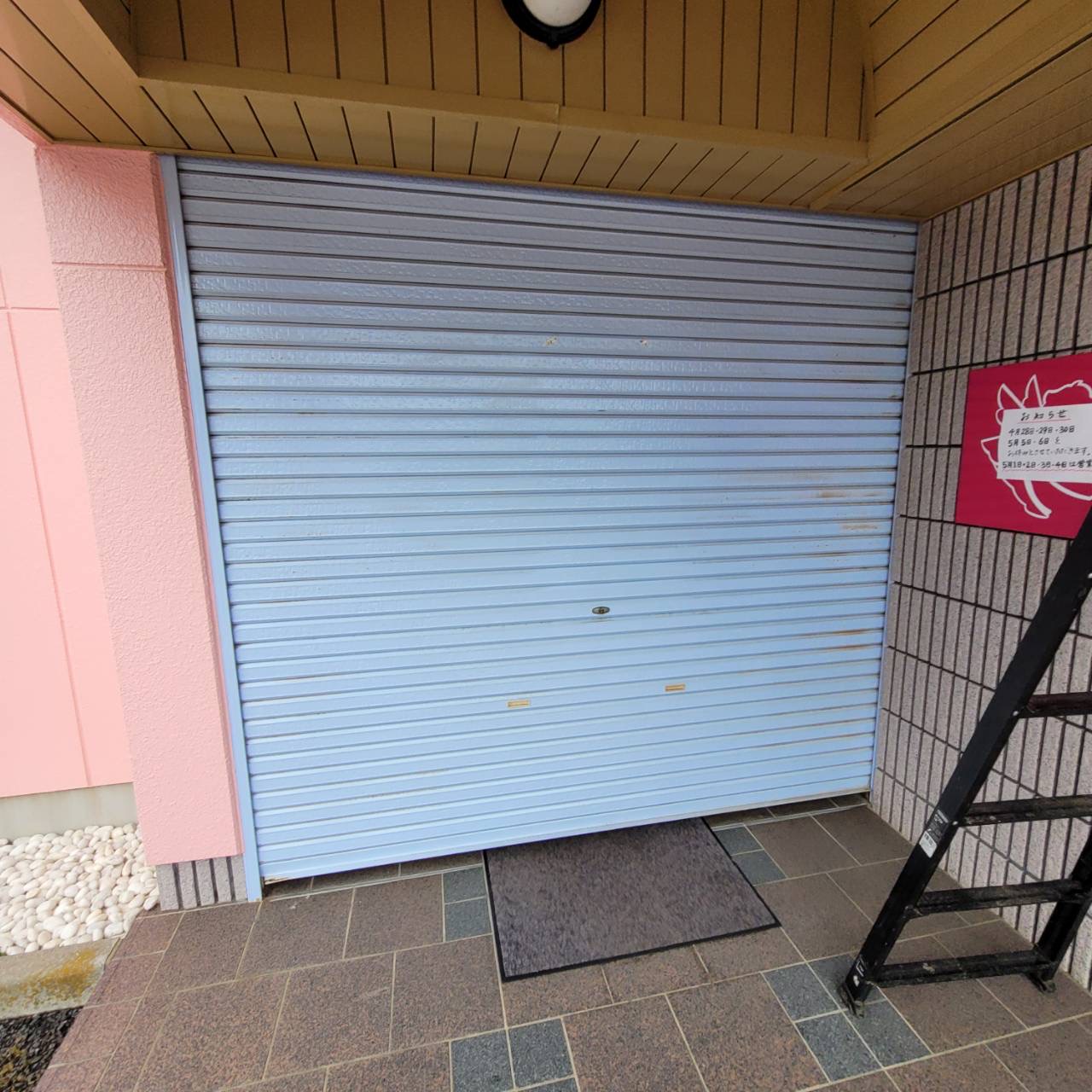 電動 店舗 のシャッター施工事例