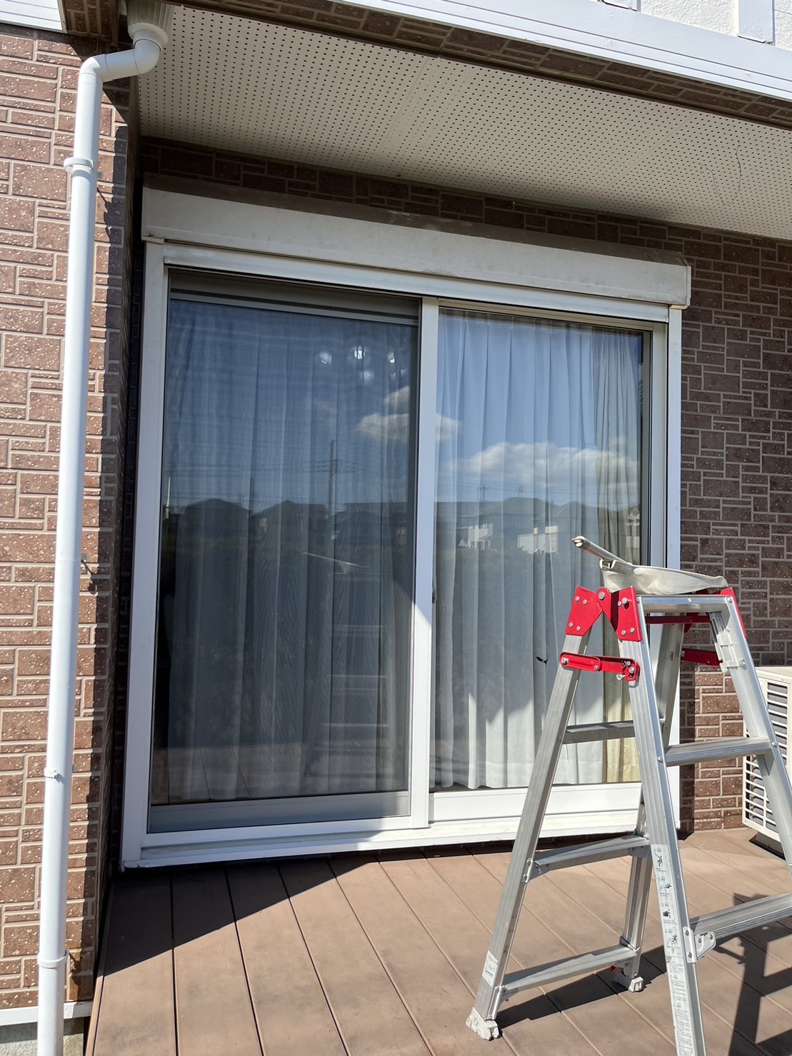 手動 窓 のシャッター施工事例